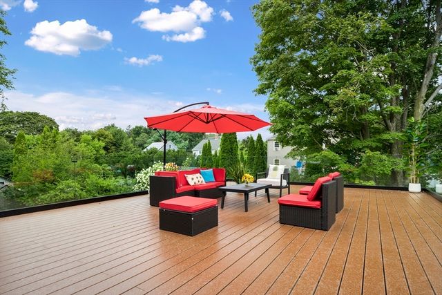 197 Woburn St, Lexington, MA 02420