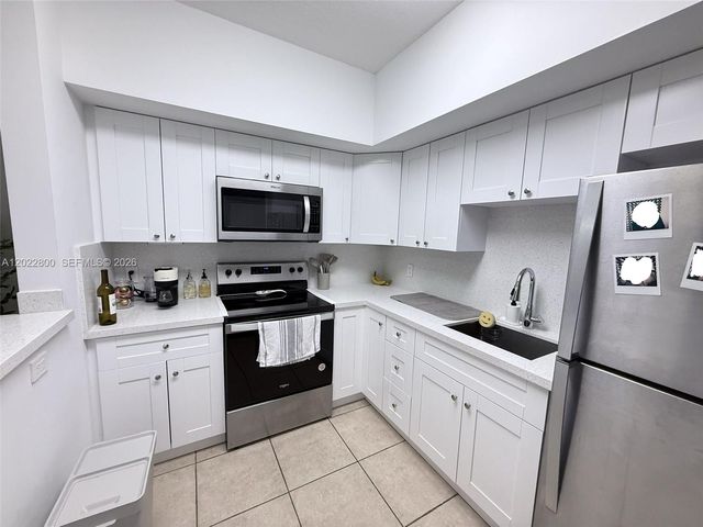 115 SW 42nd Ave 402, Miami, FL 33134