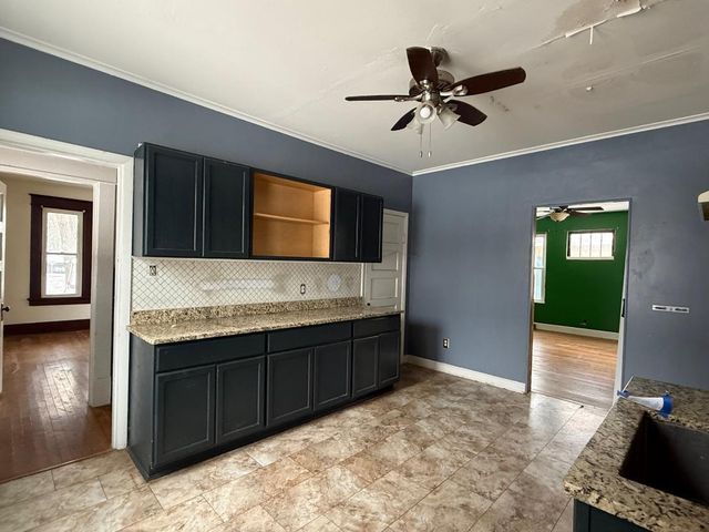 1912 Cypress Street, Paris, KY 40361