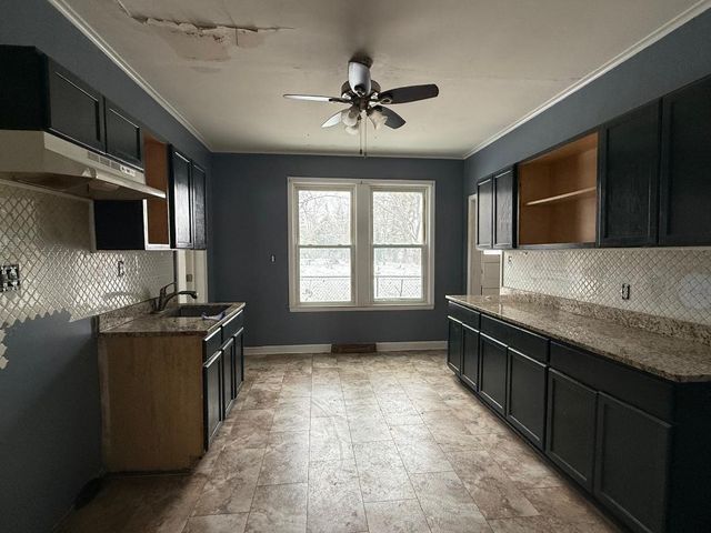 1912 Cypress Street, Paris, KY 40361