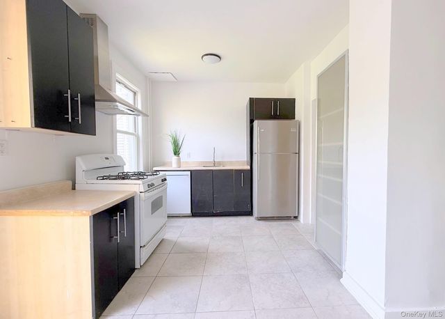 35 7th Street, New Rochelle, NY 10801