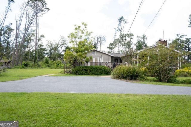 371 Burketts Ferry Road, Hazlehurst, GA 31539