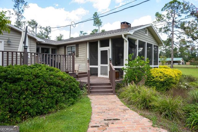 371 Burketts Ferry Road, Hazlehurst, GA 31539