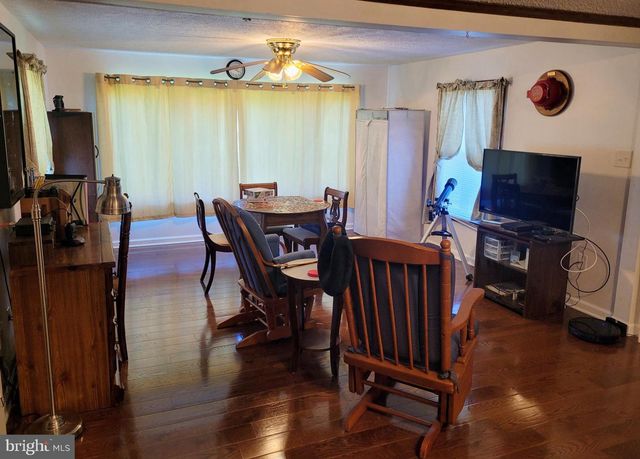 1729 COLORA RD, Colora, MD 21917