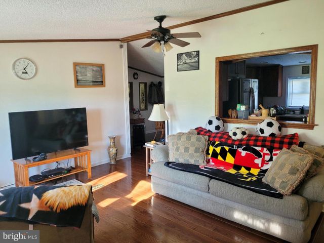 1729 COLORA RD, Colora, MD 21917