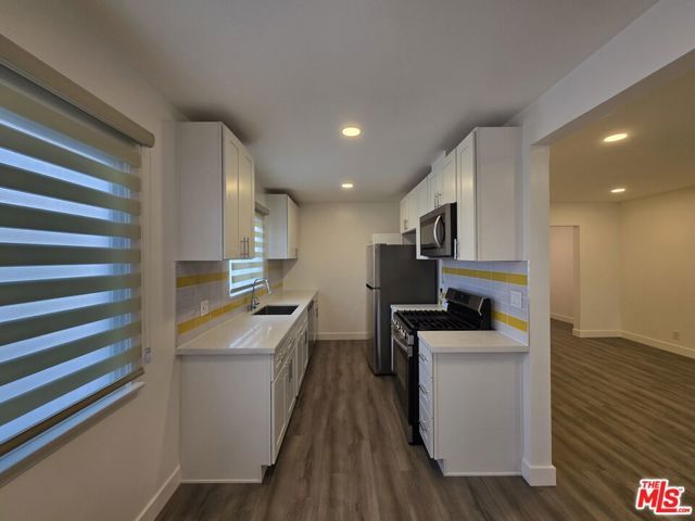 707 Strand Street 3, Santa Monica, CA 90405