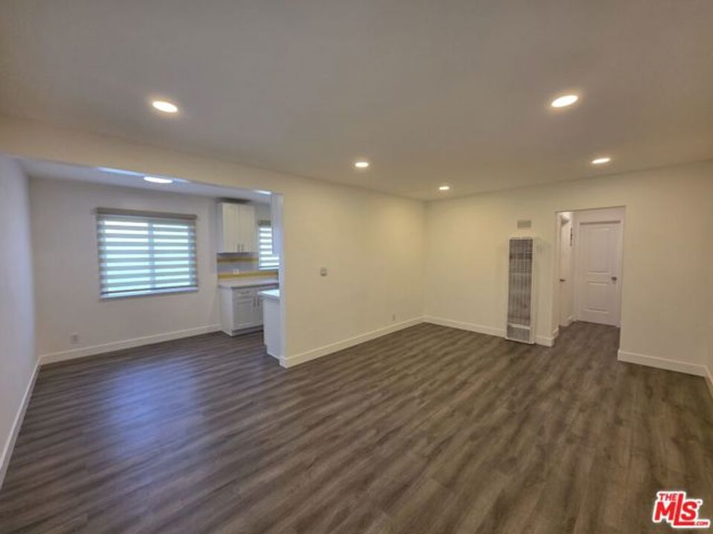 707 Strand Street 3, Santa Monica, CA 90405