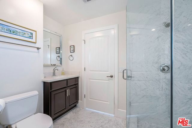 6411 W 85th Street, Los Angeles, CA 90045