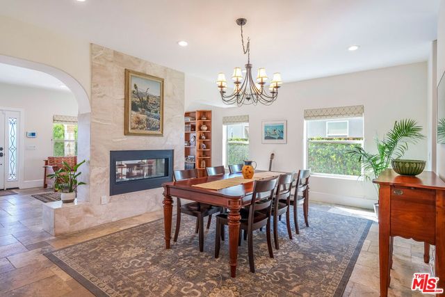 6411 W 85th Street, Los Angeles, CA 90045