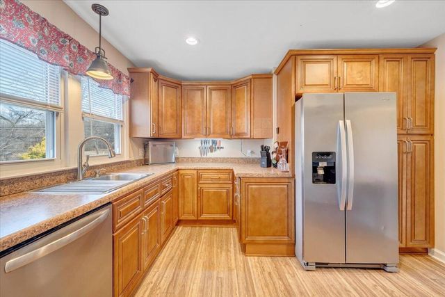 2721 Garden City BLVD, Roanoke, VA 24014