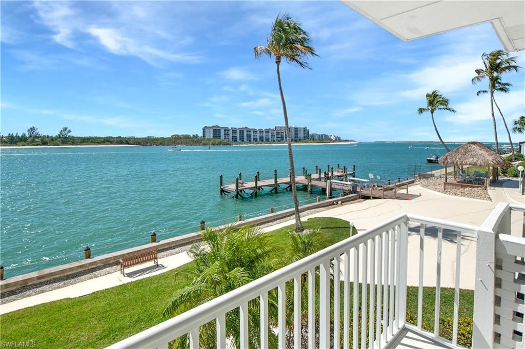 60 Pelican ST W 206, NAPLES, FL 34113 — photo 5