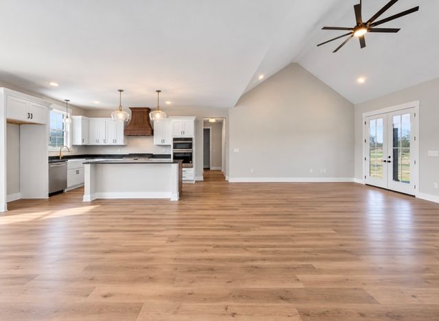 777 Rock Springs Rd, Castalian Springs, TN 37031
