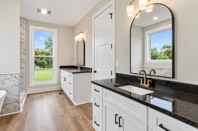 777 Rock Springs Rd, Castalian Springs, TN 37031