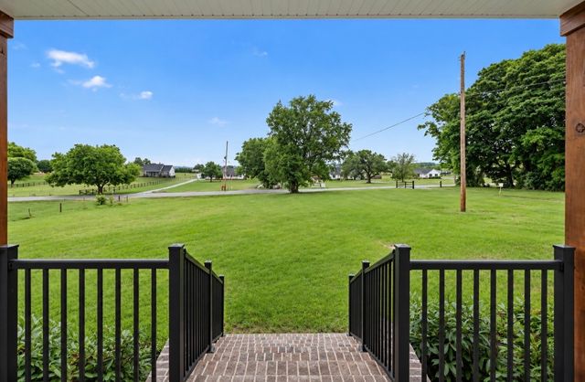 777 Rock Springs Rd, Castalian Springs, TN 37031