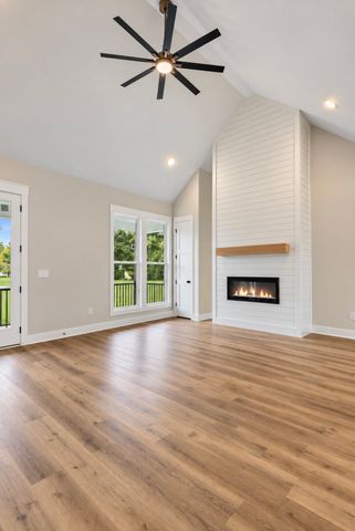 777 Rock Springs Rd, Castalian Springs, TN 37031