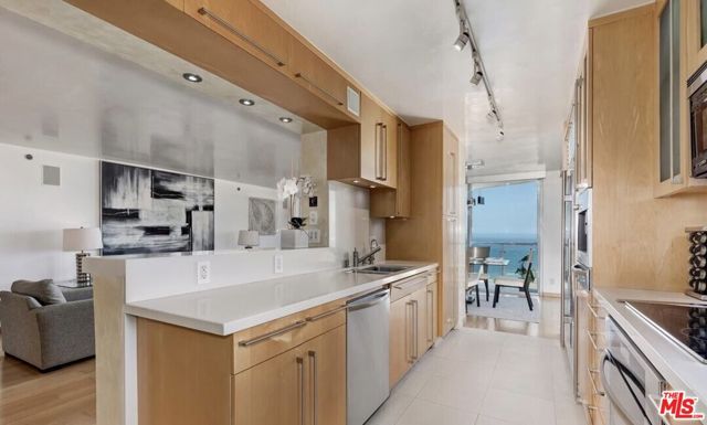 201 Ocean Avenue 609P, Santa Monica, CA 90402