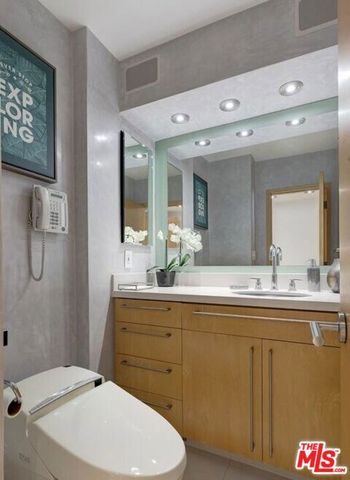 201 Ocean Avenue 609P, Santa Monica, CA 90402