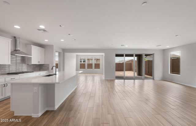 13757 W FOREST PLEASANT Place, Peoria, AZ 85383