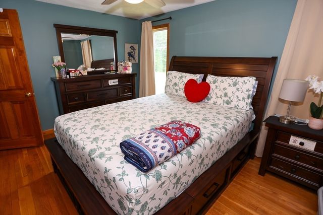 116 Pond St, Billerica, MA 01821