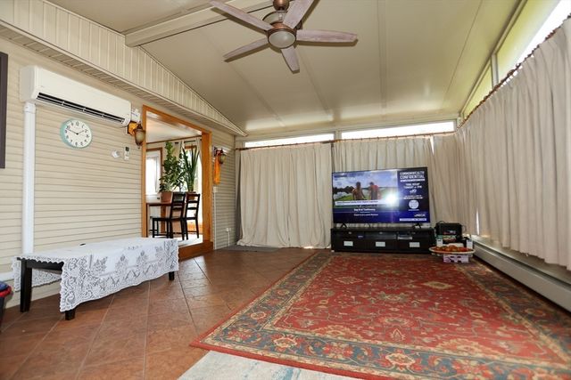 116 Pond St, Billerica, MA 01821
