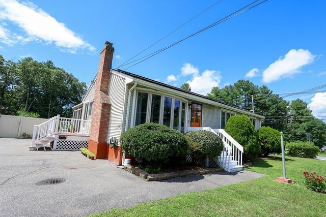 116 Pond St, Billerica, MA 01821