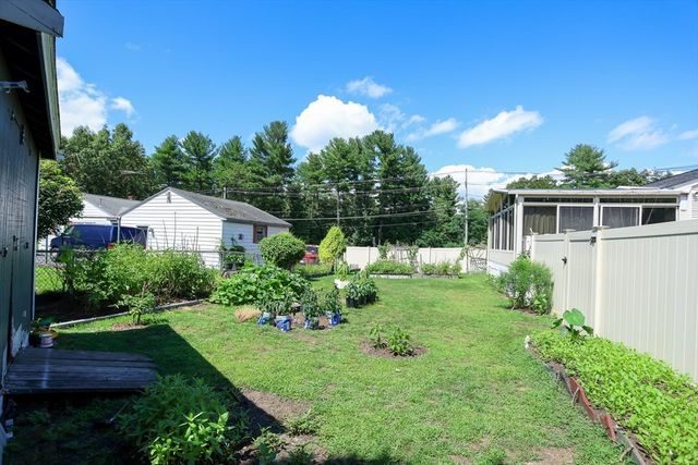 116 Pond St, Billerica, MA 01821