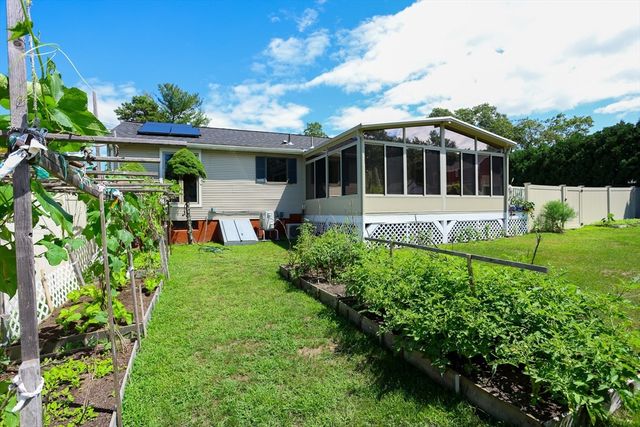 116 Pond St, Billerica, MA 01821