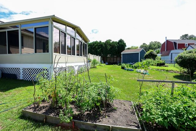 116 Pond St, Billerica, MA 01821