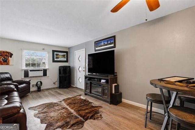 2956 Grandview Avenue NE, Atlanta, GA 30305