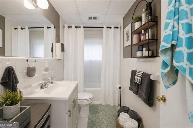 2956 Grandview Avenue NE, Atlanta, GA 30305