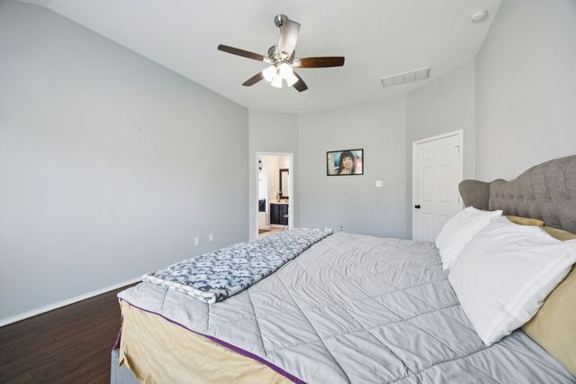 633 Daisy Drive, Desoto, TX 75115