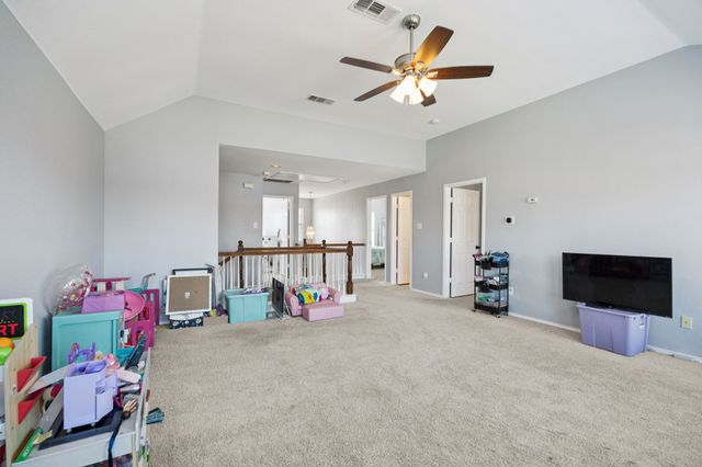 633 Daisy Drive, Desoto, TX 75115