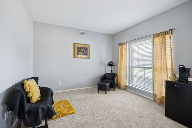 633 Daisy Drive, Desoto, TX 75115