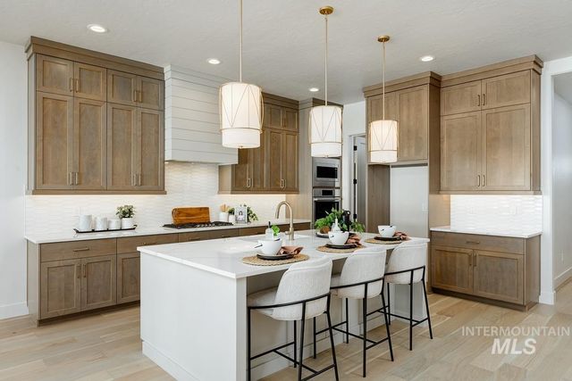 9121 W River Otter Dr, Boise, ID 83714