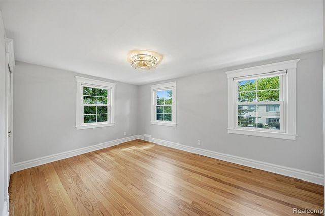 1684 Graefield Road 60, Birmingham, MI 48009