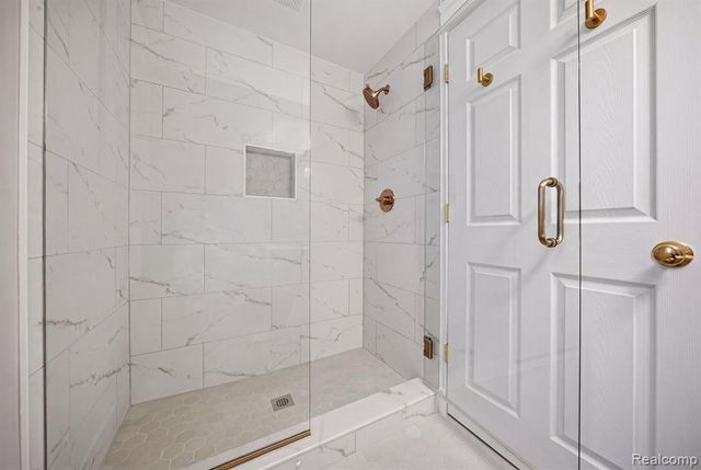 1684 Graefield Road 60, Birmingham, MI 48009