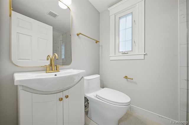 1684 Graefield Road 60, Birmingham, MI 48009