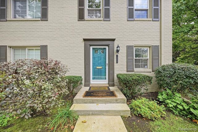 1684 Graefield Road 60, Birmingham, MI 48009
