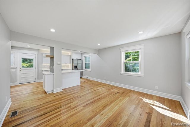 1684 Graefield Road 60, Birmingham, MI 48009