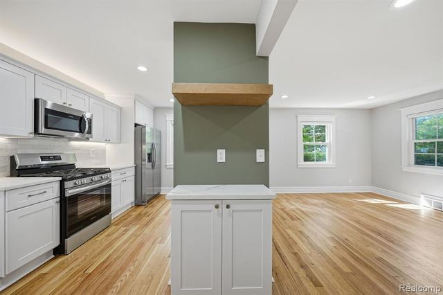 1684 Graefield Road 60, Birmingham, MI 48009