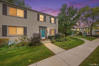 1684 Graefield Road 60, Birmingham, MI 48009