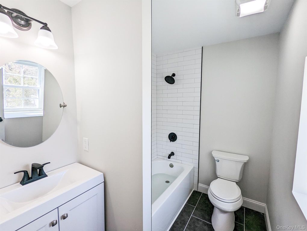 13 Woodland Lane, Huntington, NY 11743 — photo 5