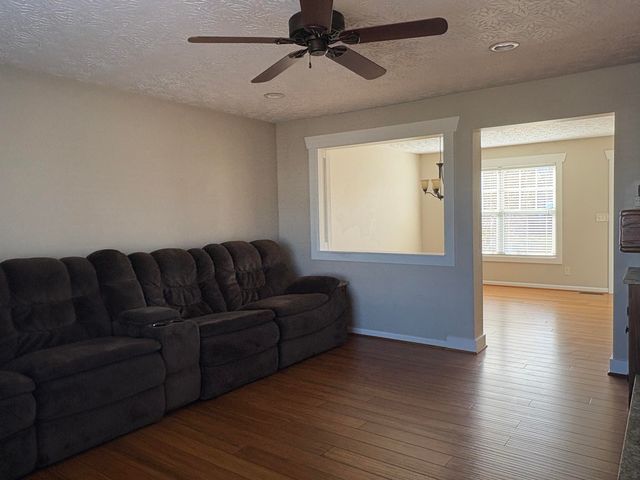 2666 Edenbridge Court, Burlington, KY 41005