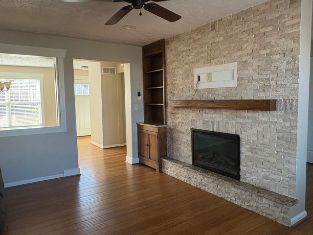 2666 Edenbridge Court, Burlington, KY 41005