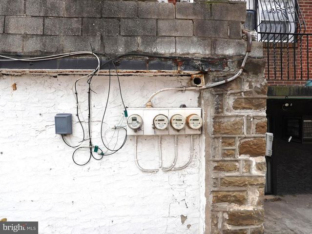 1319 E LYCOMING ST, Philadelphia, PA 19124