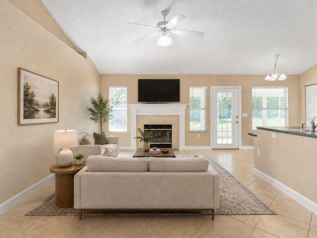 9009 NW 15TH LANE, Gainesville, FL 32606