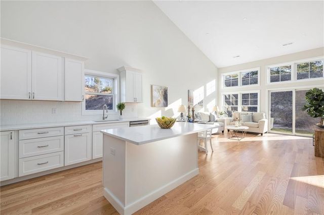 44 Overlook Lane, Glocester, RI 02814