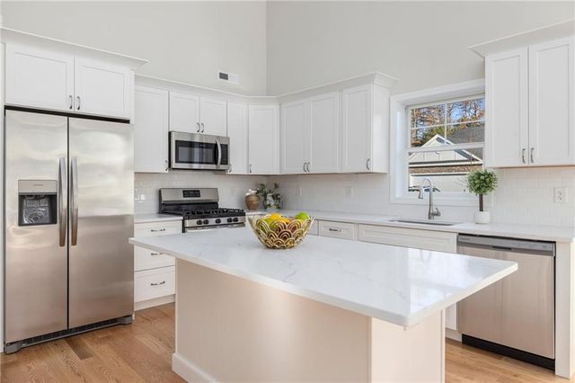 44 Overlook Lane, Glocester, RI 02814