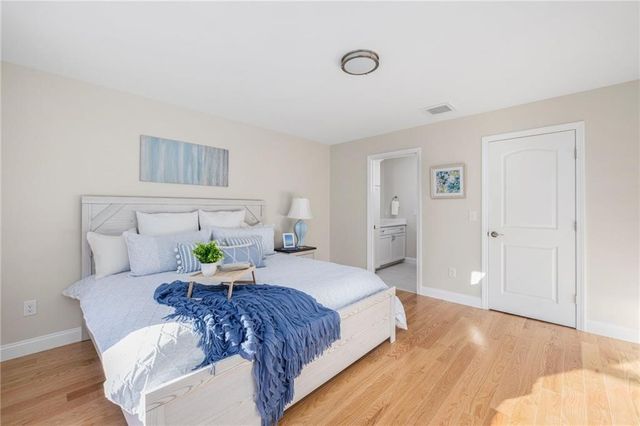 44 Overlook Lane, Glocester, RI 02814