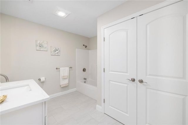 44 Overlook Lane, Glocester, RI 02814